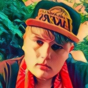 Meet your Posher, Justin